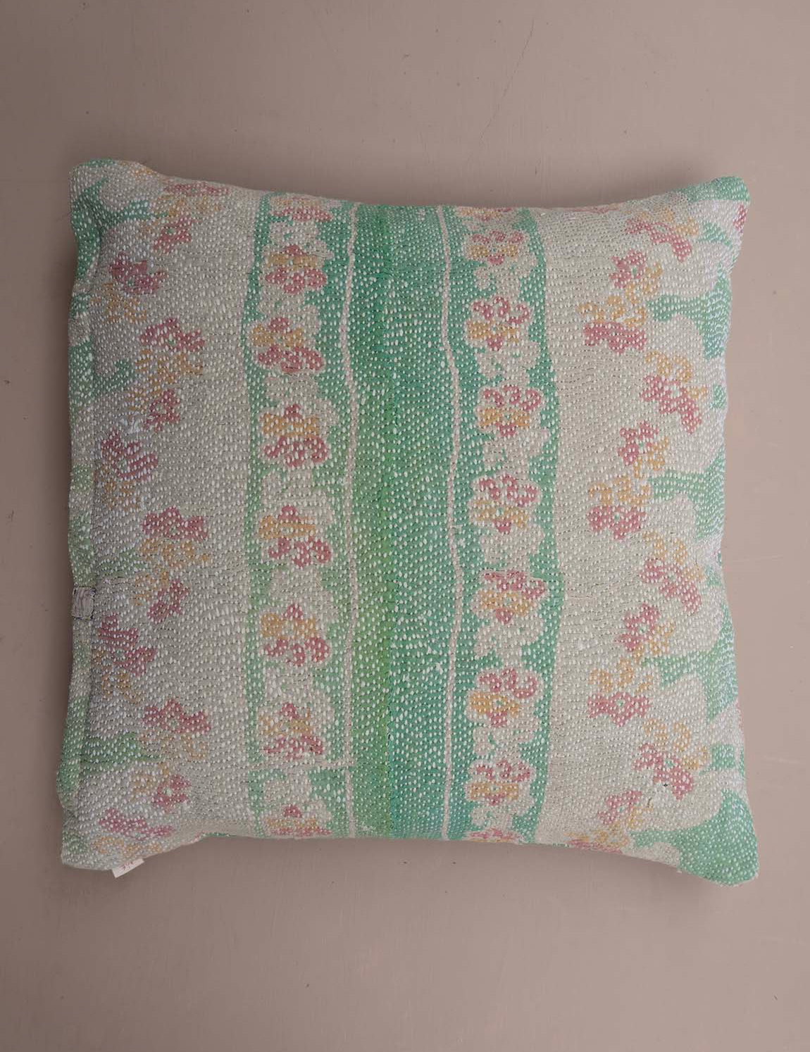 Særligt Kantha Sæt - 10