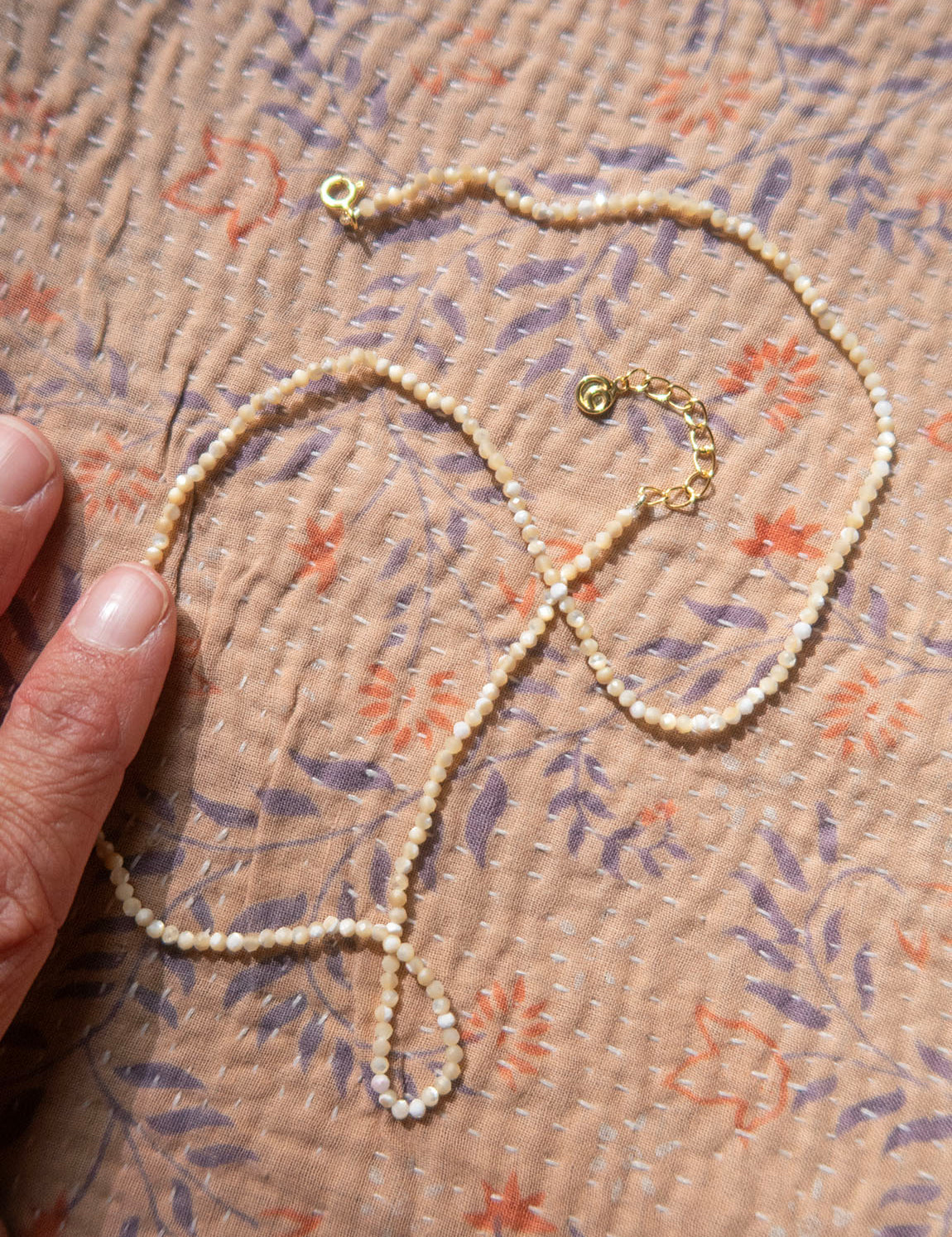 Mineral Necklace - Mother of Pearl