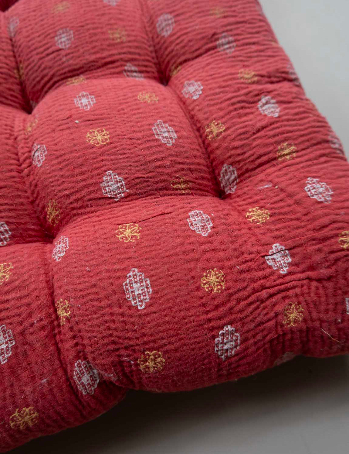 Indisk kantha siddepude - Red