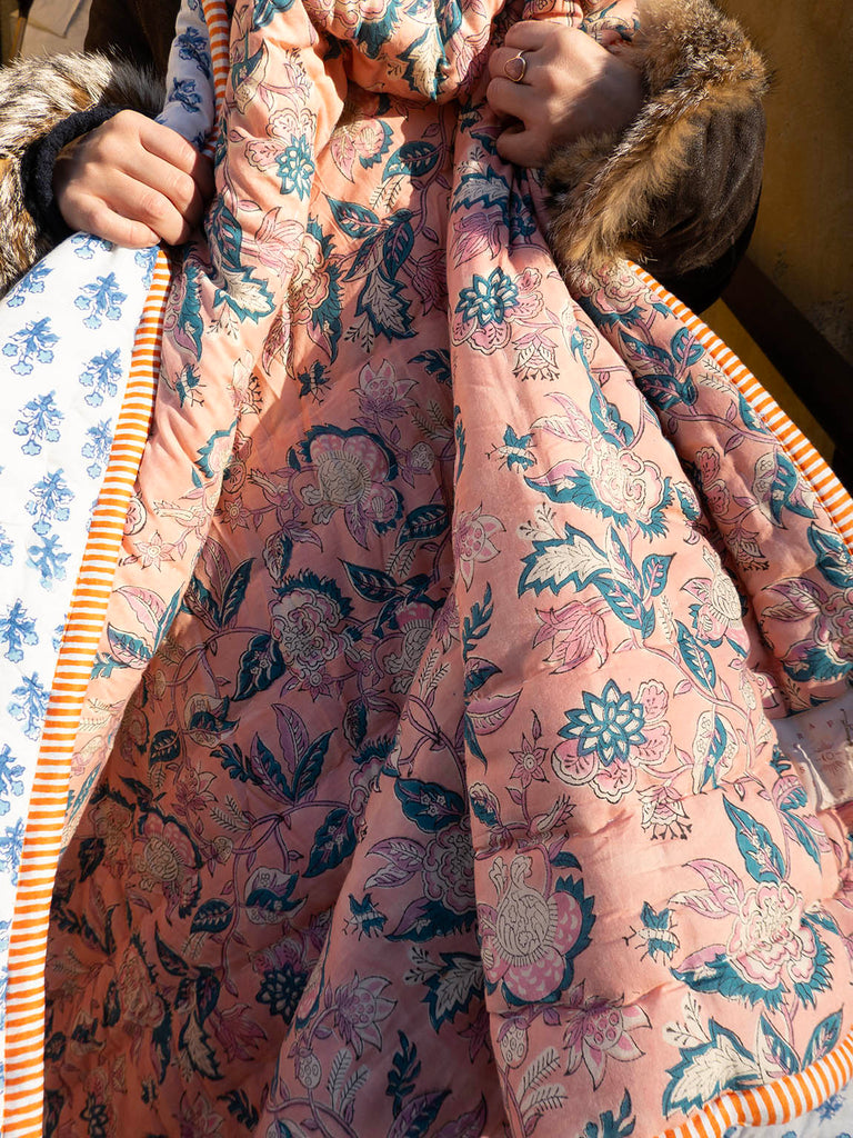 Quiltet tæppe - Rose / White