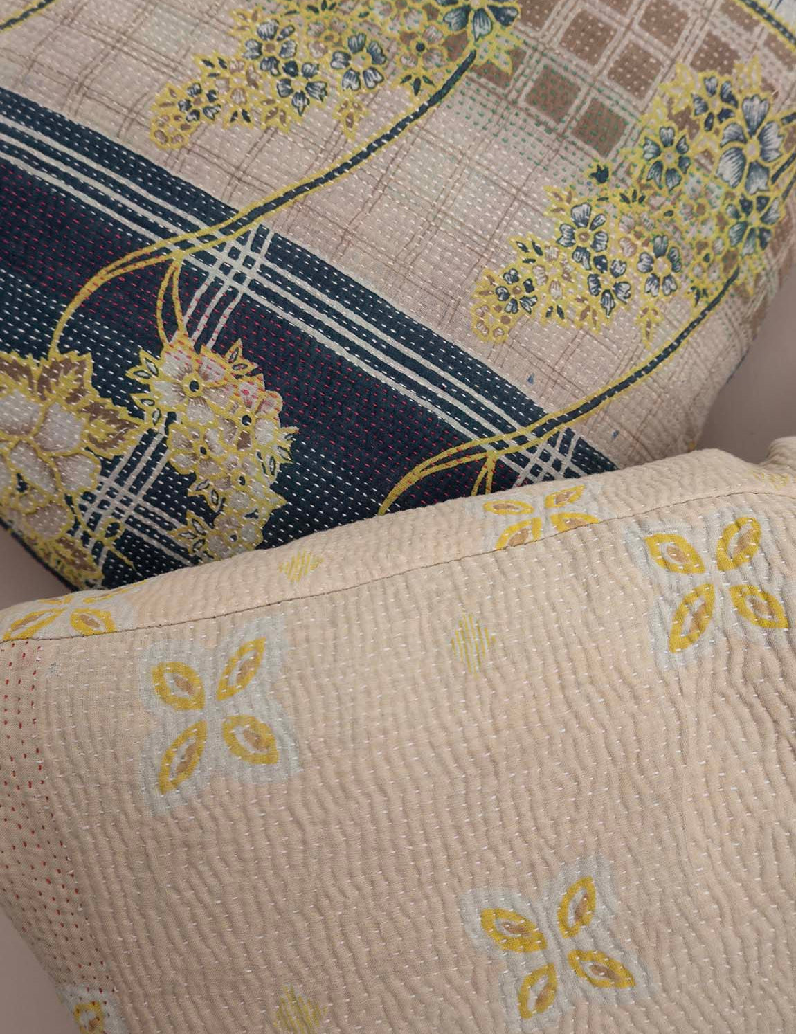 Særligt Kantha Sæt - 2