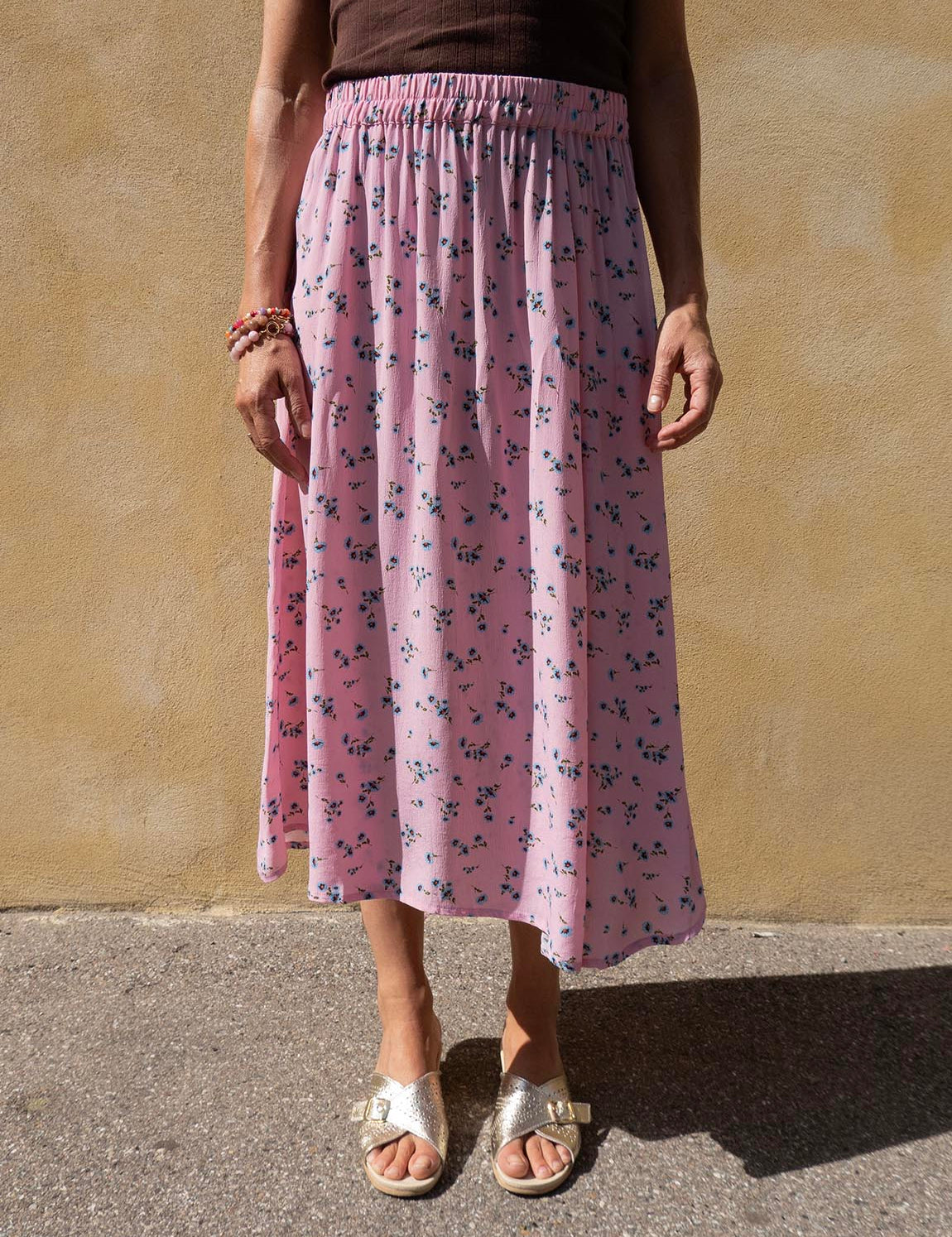 Summer Skirt - 108 Light Pink with Blue Flowers