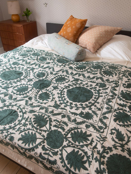 Suzani blanket 39