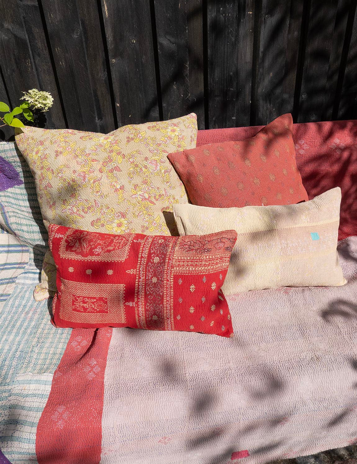Indisk kantha pude S - 880