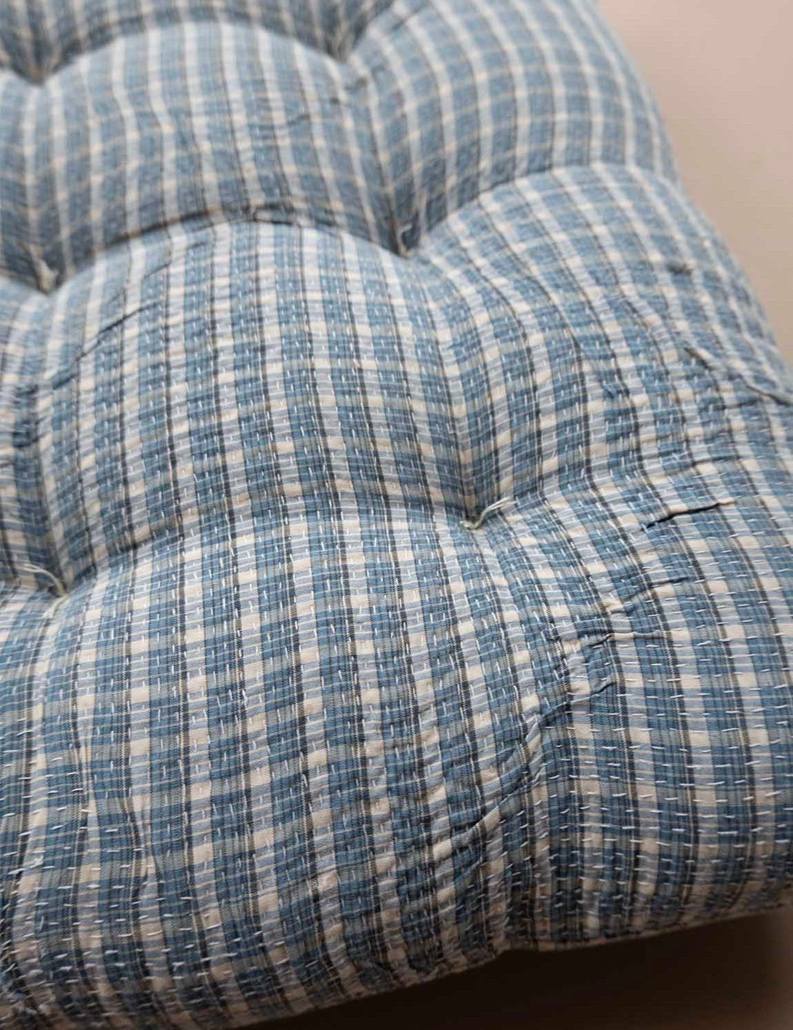 Indisk kantha siddepude - Checked